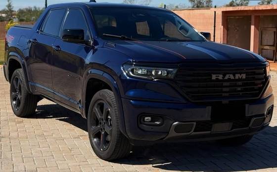 RAM RAMPAGE 2.0 HURRICANE 4 TURBO GASOLINA R/T 4X4 AUTOMÁTICO